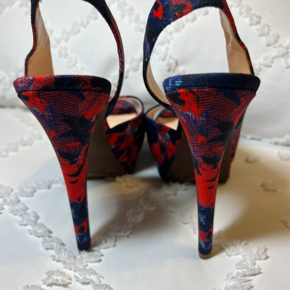 Jessica Simpson "Sabella" Sling Back Red & Blue Floral Platform Pump SIZE 7M/37 - Picture 5 of 10